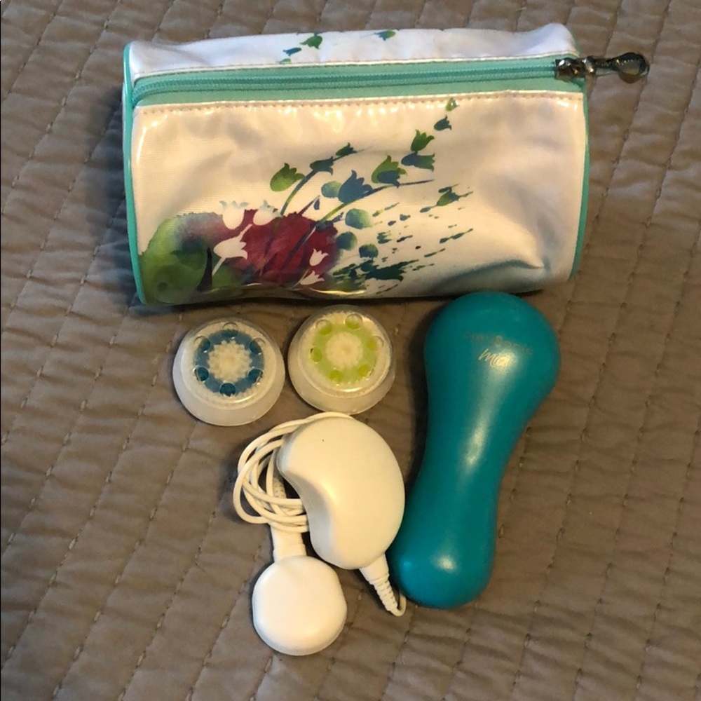 Clarisonic Mia with Replacement Heads